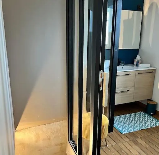 Maison Renovee De Gamme De Centre-ville 别墅 Saint-Berthevin