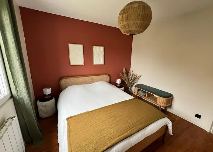 Maison Renovee De Gamme De Centre-ville Saint-Berthevin